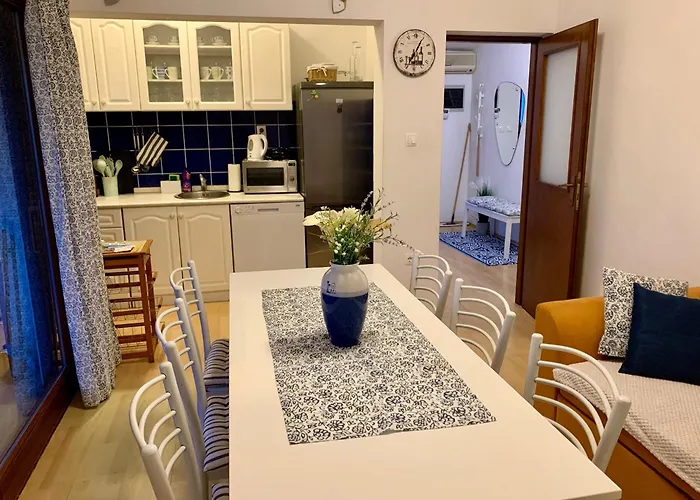 Beata Apartman Marina